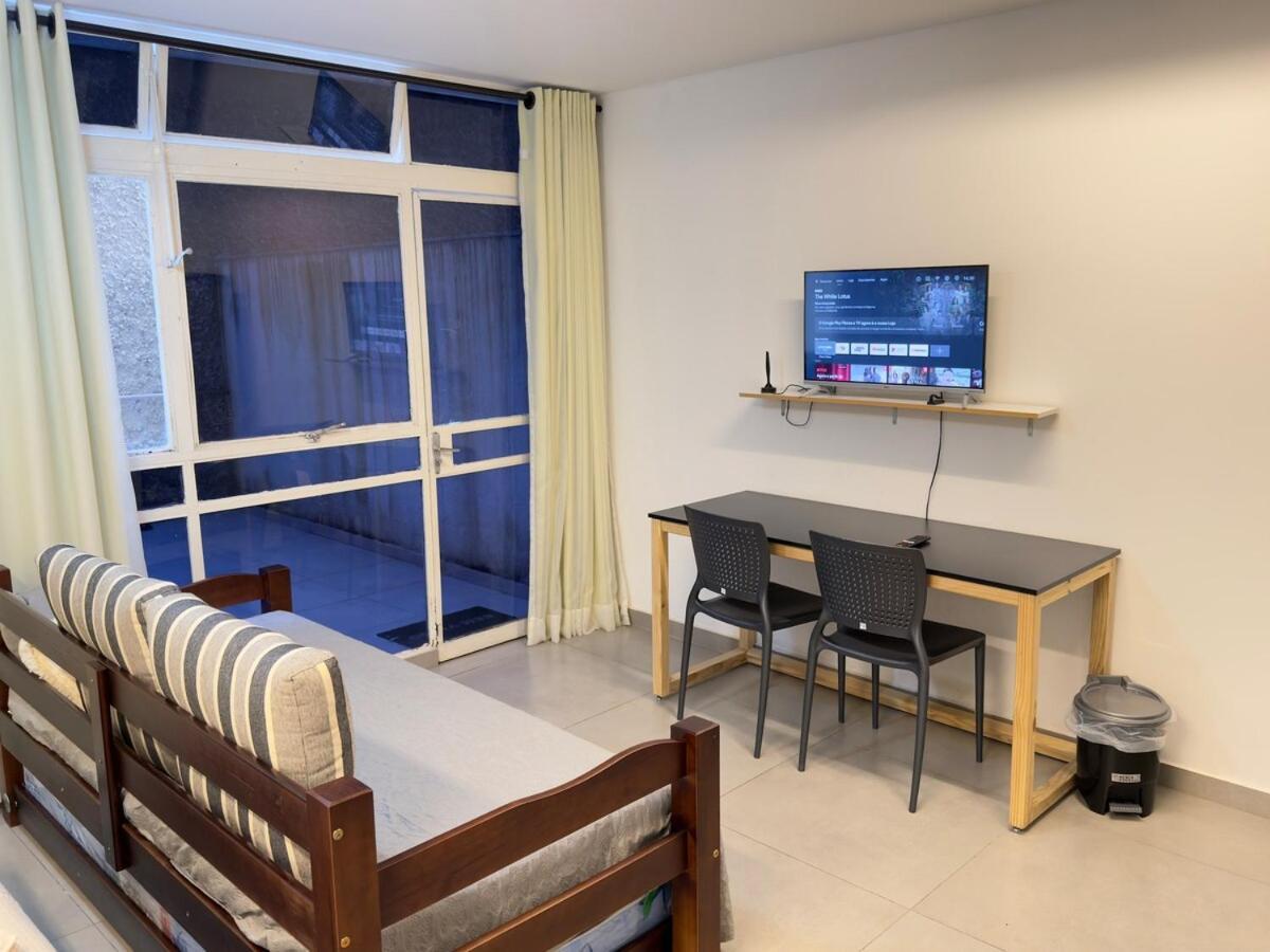 06 Com Area Privativa, Vaga, Cozinha, Savassi Ao Lado Do Life Center Apartment *